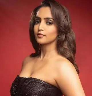 Reba Monica John