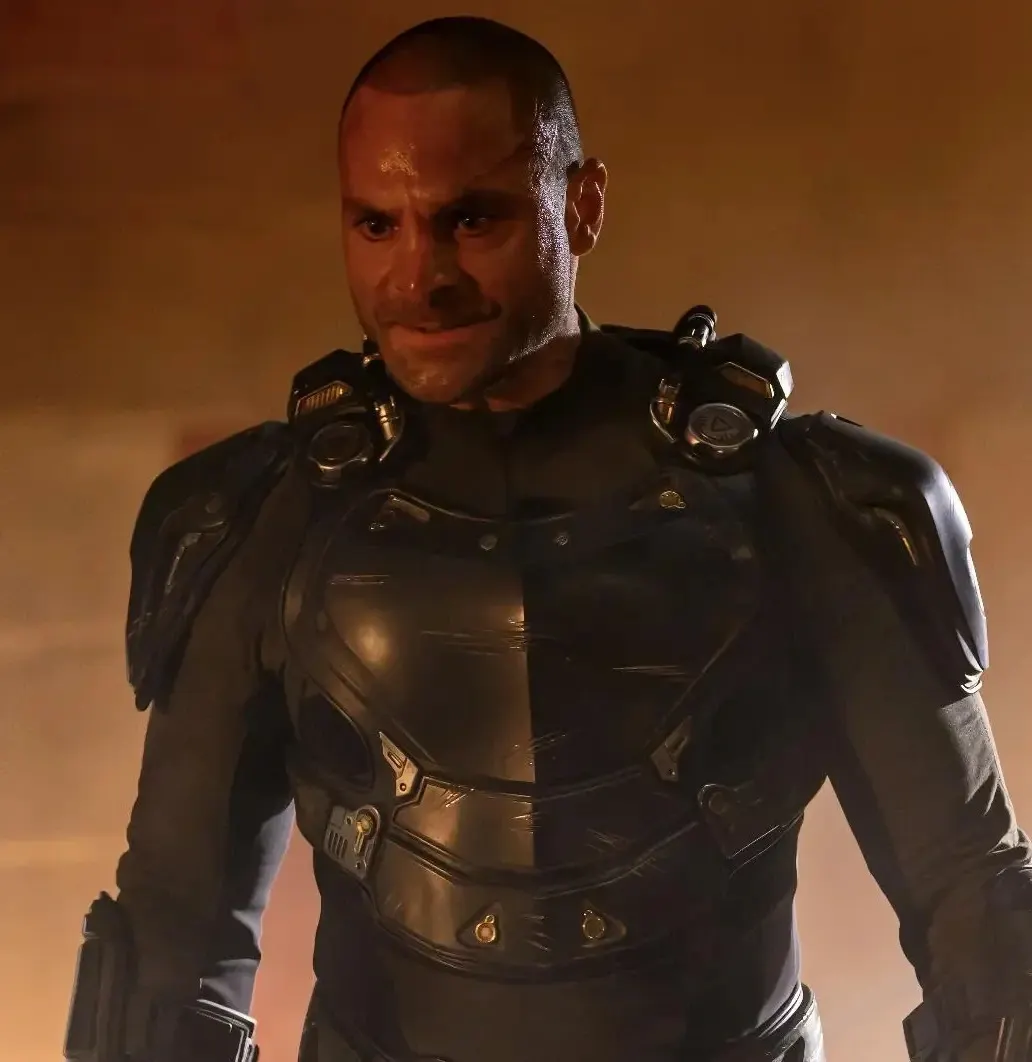 Michael Mando