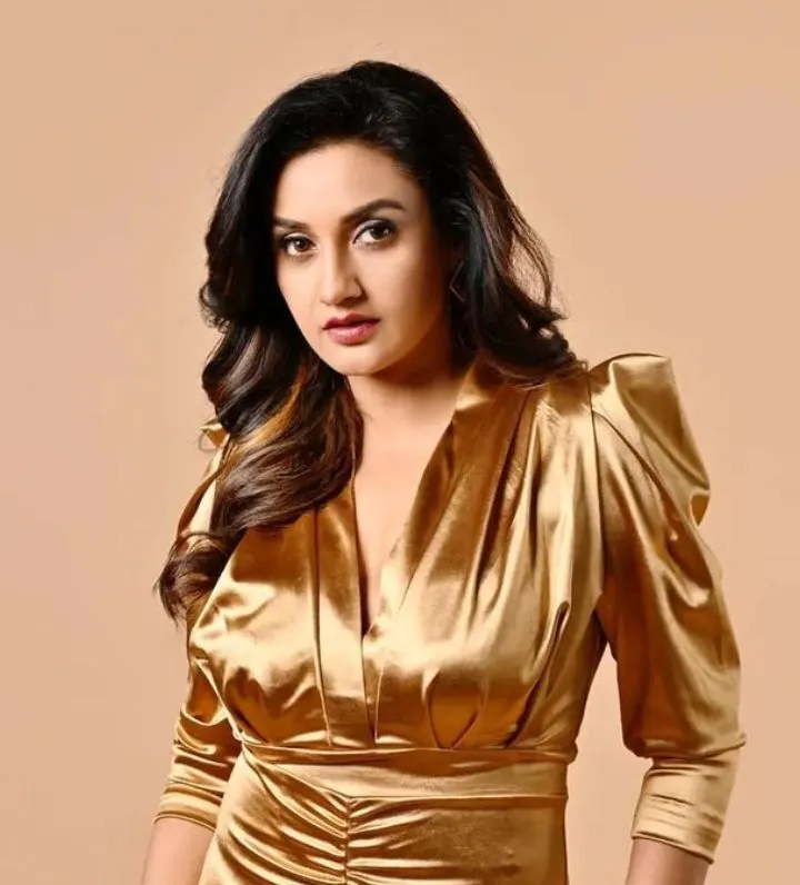 Rati Pandey - Cast Of Aashiqana Season 2